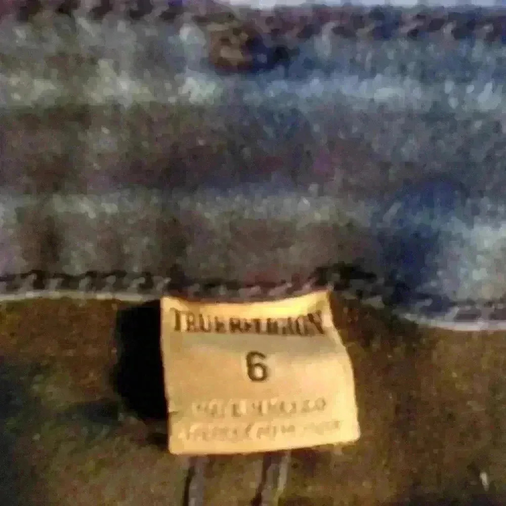 True Religion Girls 6 Medium Dark Wash skinny jean‎ - Picture 6 of 8
